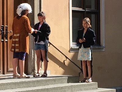 Jungs außerhalb der schule kennenlernen